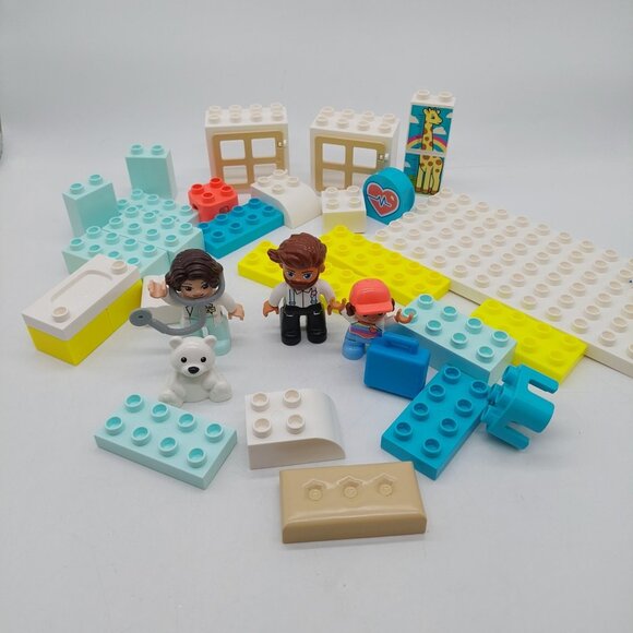 LEGO DUPLO Doctor Visit (10968) Incomplete 3 Figures Doctors Office Replacement - Picture 1 of 3